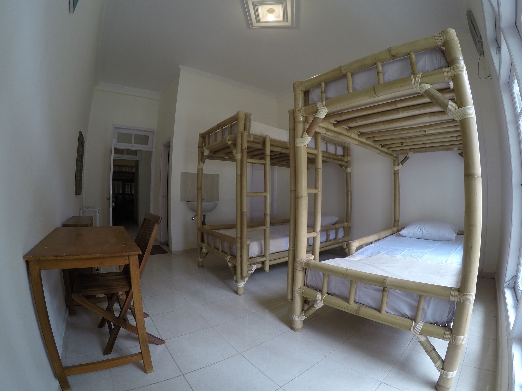 Palmyra Hostel Malang Dış mekan fotoğraf